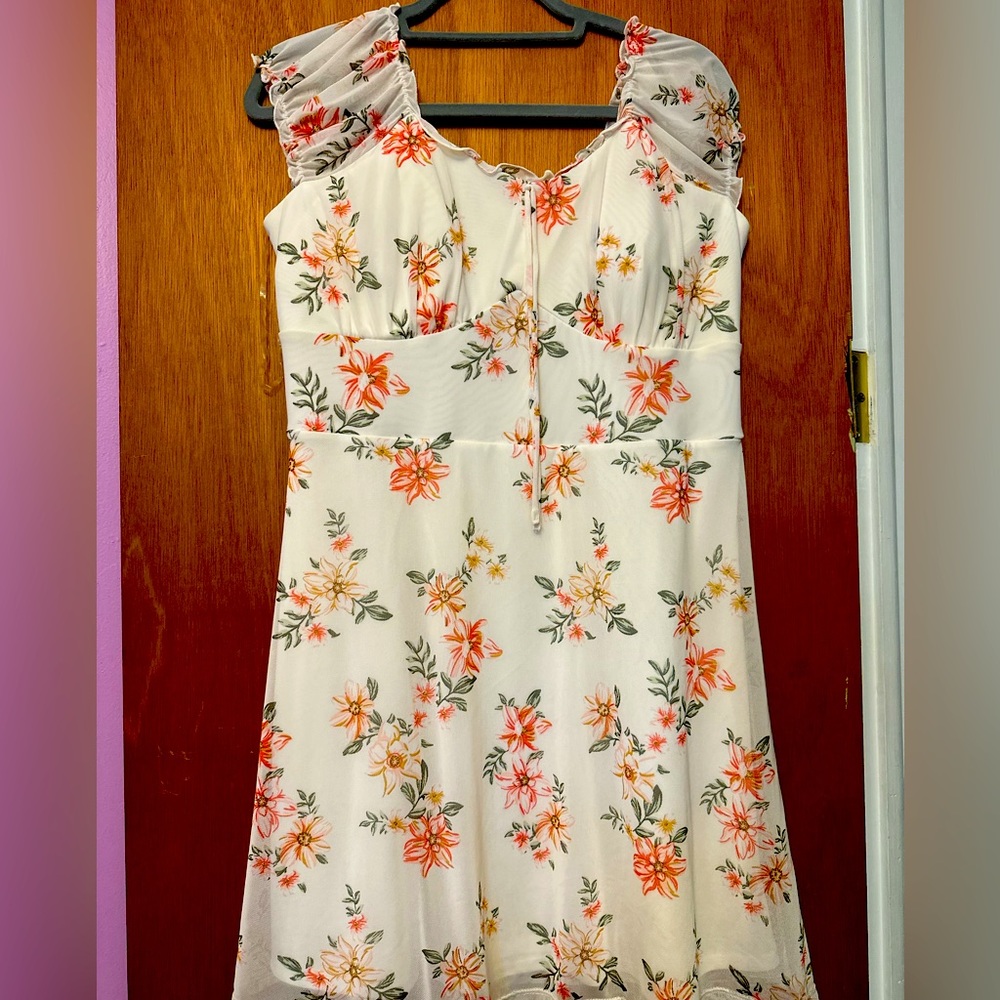 Women’s cream colored dress
